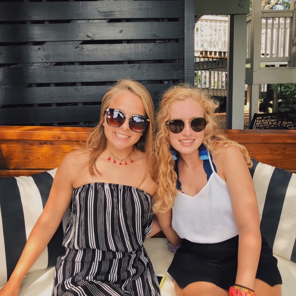 Meet your Posher, Madelyn - Picture 2 of 8